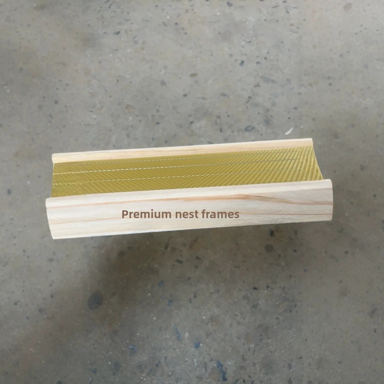 طقم خلية نحل كامل بـ 8 إطارات  - مراجعة Beehive Frame Wax وسعره
